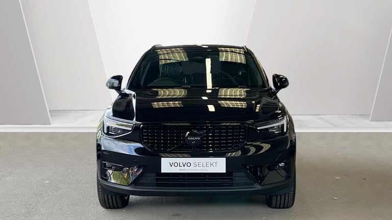 2025 Volvo XC40 2.0 B4P Ultra Black Edition 5dr Auto SUV Petrol Automatic