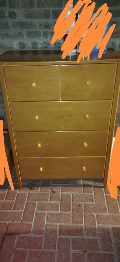 image for Chest of drawers 