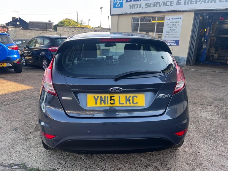 2015 Ford Fiesta 1.0T EcoBoost Zetec Euro 5 (s/s) 5dr HATCHBACK Petrol Manual