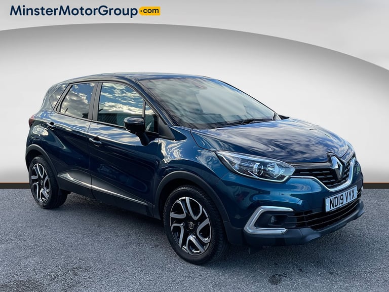 image for 2019 Renault Captur ICONIC TCE Hatchback PETROL Manual