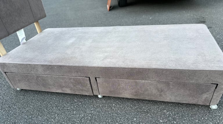 Single divan bed base with two drawers and headboard 