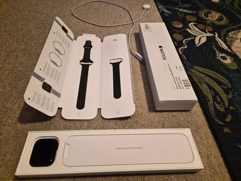 image for Apple watch SE 44mm 
