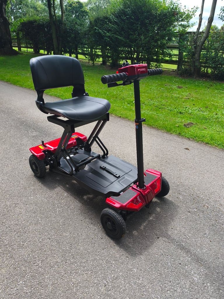 Automatic folding 4mph car boot mobility scooter with lithium batteries 