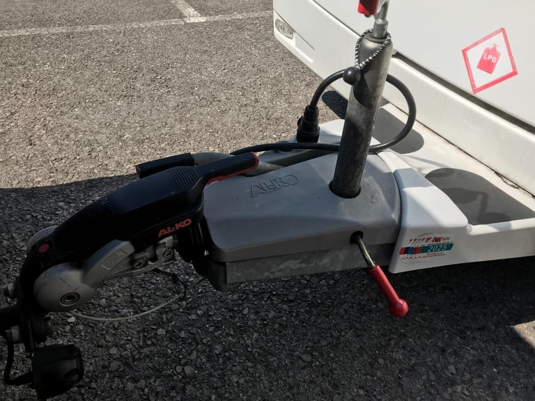 Quasar Lunar 524