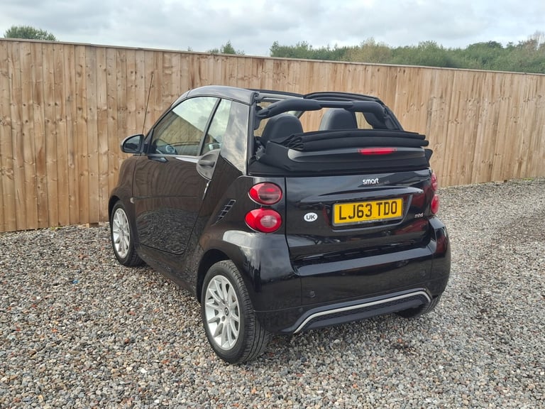 2013 smart fortwo Passion mhd 2dr Softouch Auto [2010] CONVERTIBLE Petrol Automatic