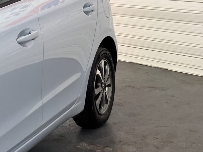 2020 70 HYUNDAI I20 1.2 SE LAUNCH EDITION HATCHBACK 5DR PETROL MANUAL EURO 6 (S/
