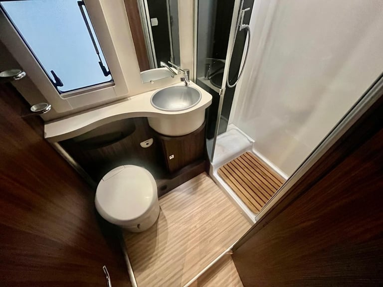 BENIMAR MILEO 346 6 BERTH LARGE GARAGE 3500KG / 150BHP / 12,059 MLS MOTORHOME