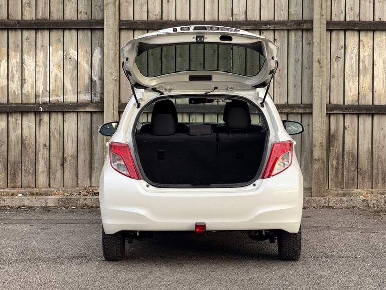 TOYOTA YARIS Active Auto ULEZ Low Milage