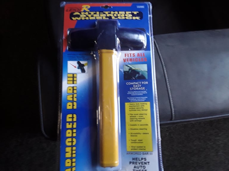 Armoured bar steering wheel krook lok as 2 keys fits all vehicles cars Van's or trucks new 