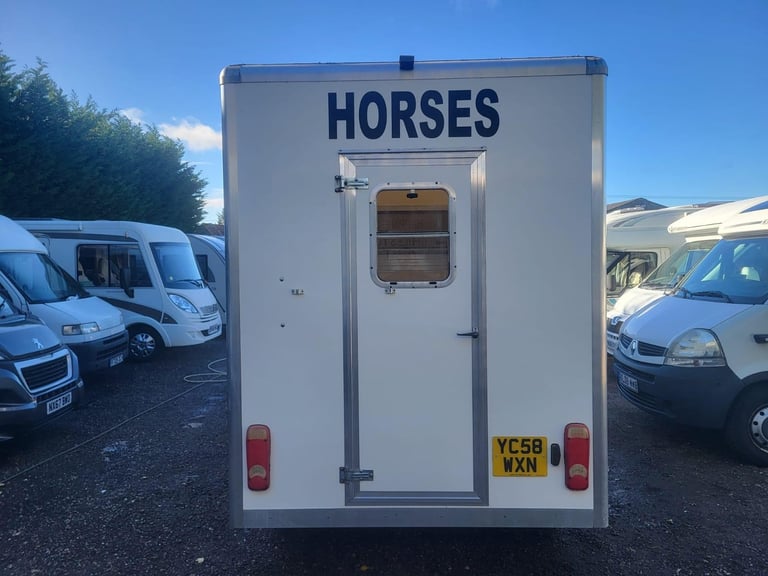 Renault Master Horsebox Horse Box 2008