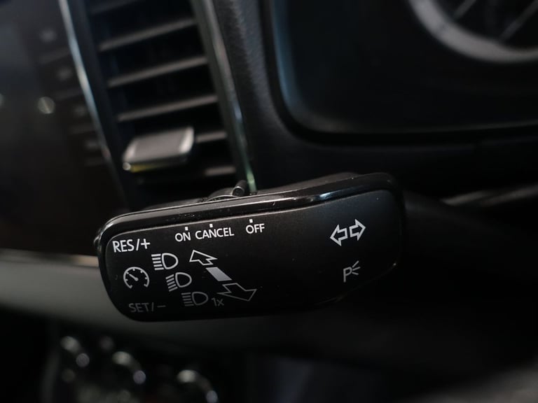 2021 Skoda Karoq 2.0 TDI SE Drive SUV 5dr Diesel DSG Euro 6 (s/s) (116 ps) ESTATE Diesel Automatic