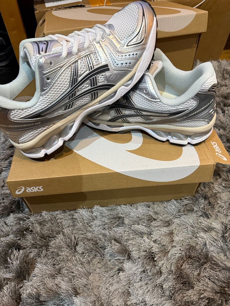 image for asics kayano 14 white/graphite grey