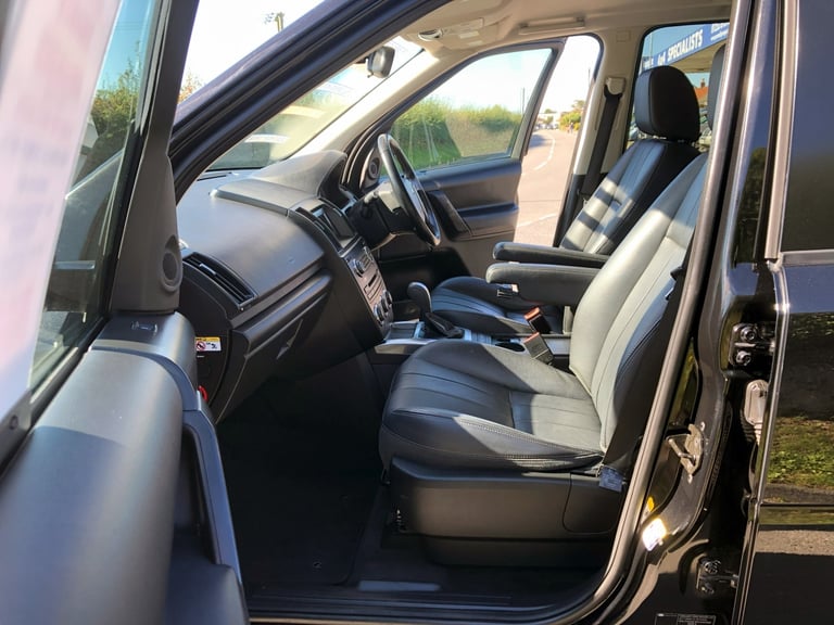 2013 LAND ROVER FREELANDER 2 2.2 TD4 GS AUTOMATIC 4X4 - FULL SERVICE HISTORY