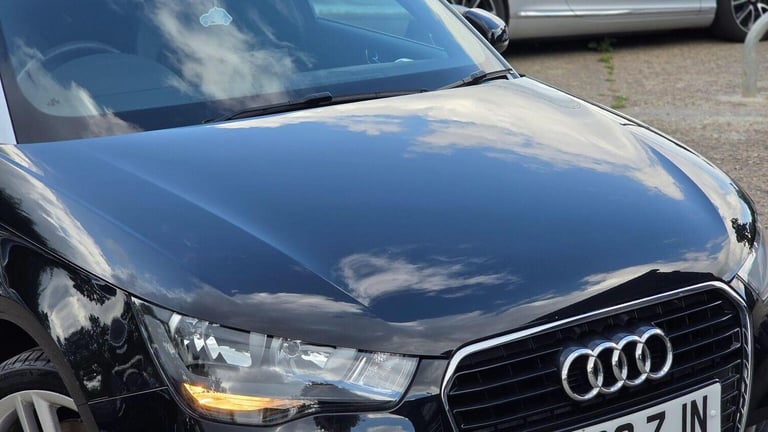 AUDI A1 1.4 TFSI S line Sportback S Tronic Euro 5 5dr 2012