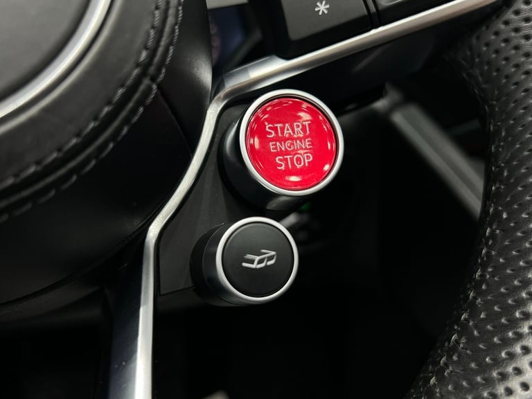  Audi R8 5.2 FSI V10 Spyder S Tronic quattro Euro 6 (s/s) 2dr Petrol Automatic