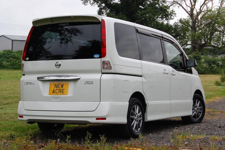NISSAN SERENA HIGHWAYSTAR V SELECTION 2010 Petrol Automatic in White