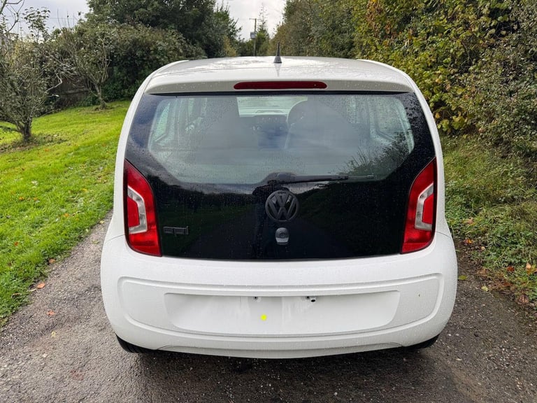  Volkswagen up! 1.0 Move up! Hatchback 5dr Petrol ASG Euro 5 (60 ps) Petrol Automatic