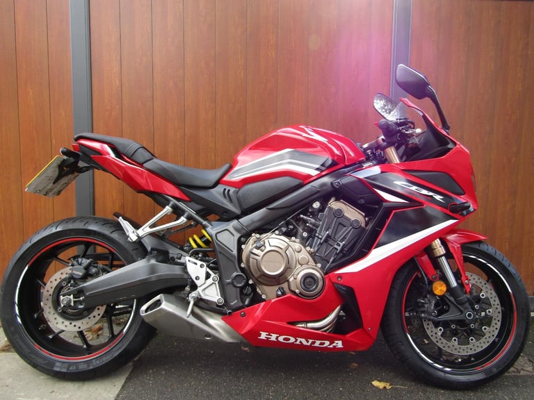 image for HONDA CBR 650R* ONE OWNER FROM NEW * 7800 MILES * JUST HAD TYRES AND PADS *