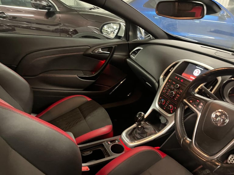  Vauxhall Astra GTC 2.0 CDTi BiTurbo Euro 5 (s/s) 3dr Diesel Manual
