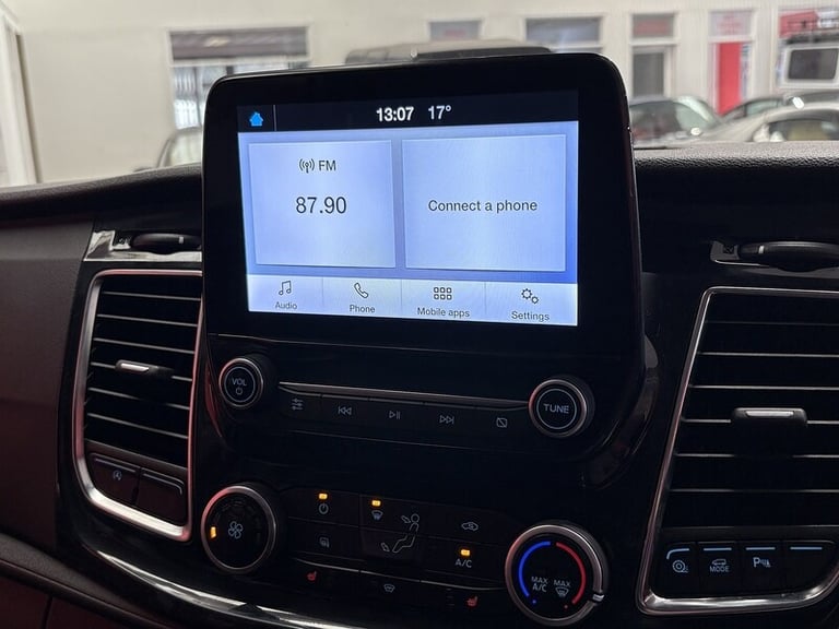 2022 Ford Transit Custom 2.0 EcoBlue 130ps Low Roof D/Cab Limited Van PANEL VAN DIESEL Manual