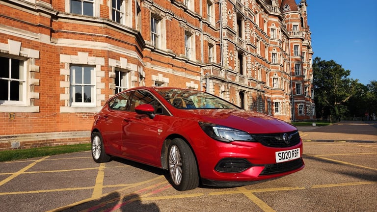 Vauxhall Astra Elite Nav, 1.2 Petrol Manual | 12 Months MOT