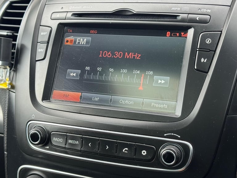 2013 Kia Sorento 2.2 CRDi KX-3 5dr Auto ESTATE DIESEL Automatic