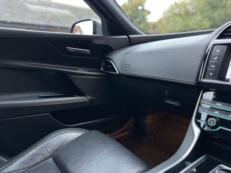 2018 Jaguar XE 2.0 [250] R-Sport 4dr Auto SALOON PETROL Automatic