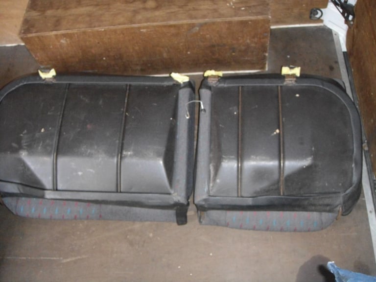 VW GOLF MK2 REAR SEATS FOLDABLE