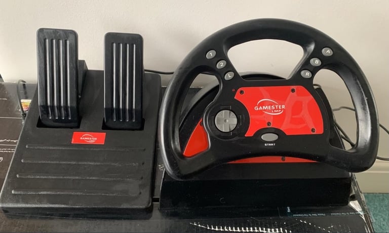 Gamestear steering wheel and pedals