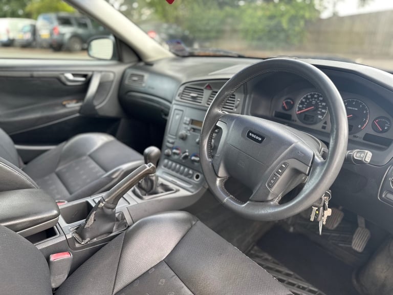 VOLVO V70 2.4 140 Torslanda