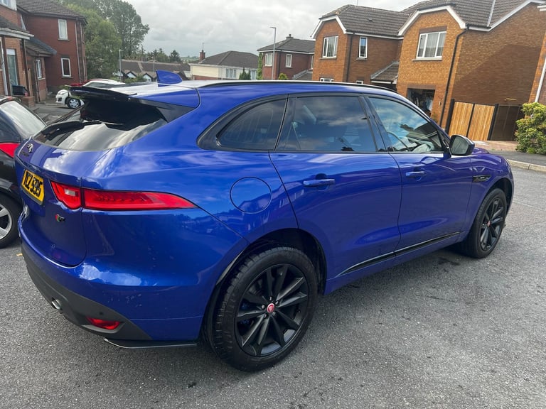 2017 Jaguar F-Pace R-Sport 25 AWD 240D.