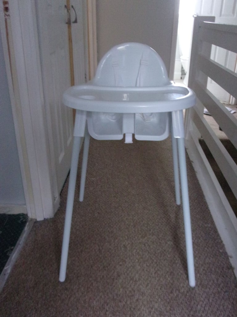 ASDA WHITE HIGH CHAIR