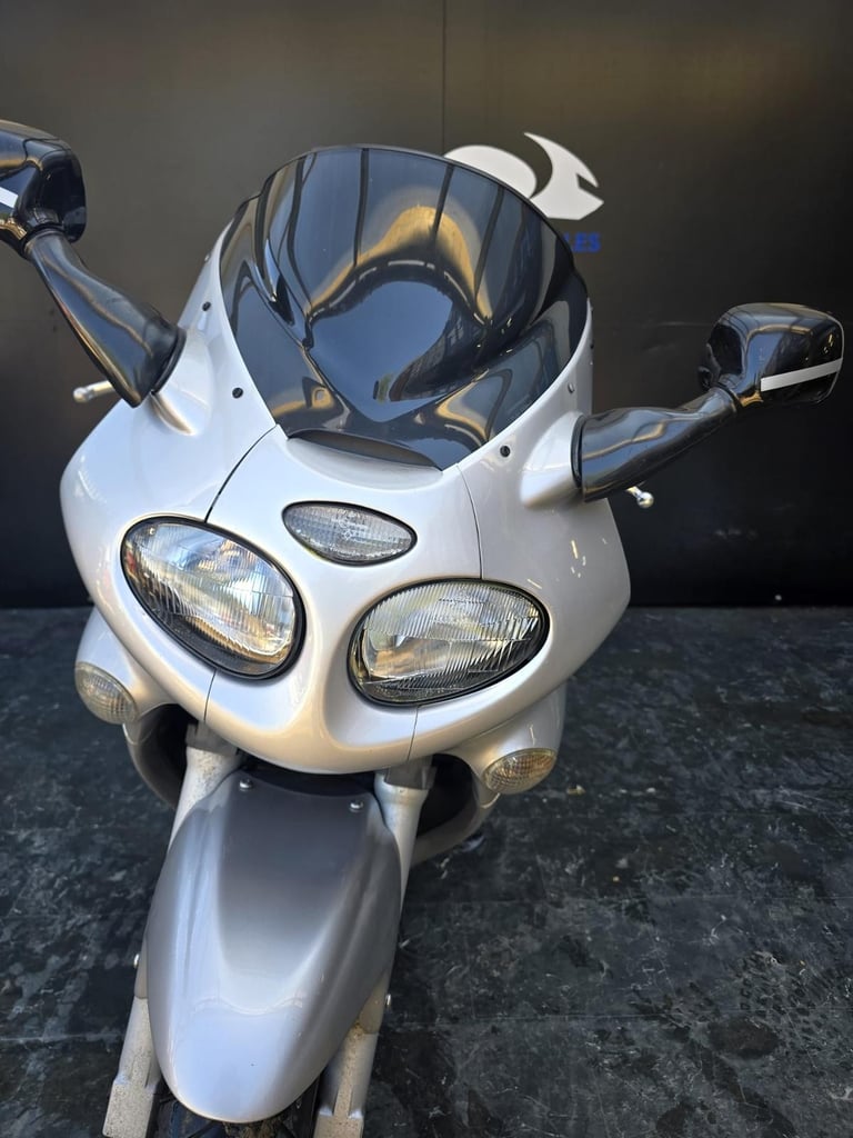 TRIUMPH SPRINT ST 955i TRADE SALE HPI CLEAR 