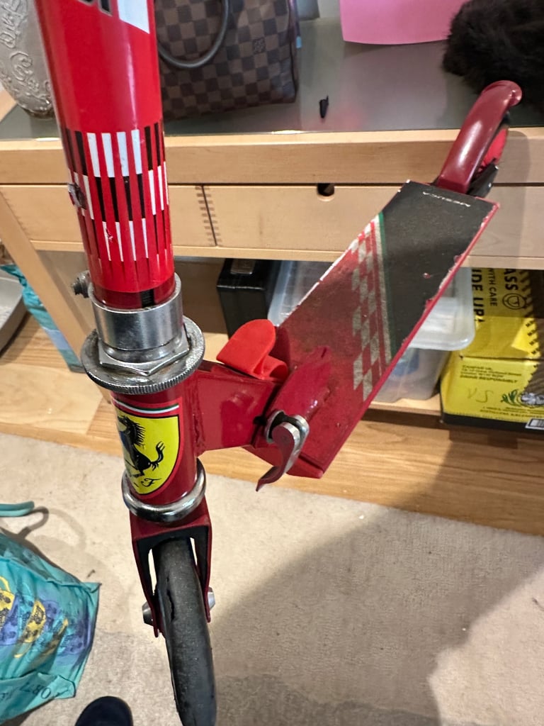 Ferrari Kids Scooter - Red