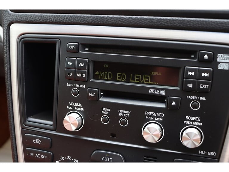 2025 Volvo V70 2.5T SE 5dr Geartronic [RTI NAV] Estate PETROL Automatic