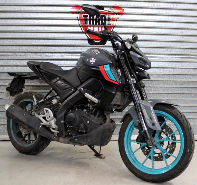2023 23 YAMAHA MT 125 ABS MT125 NEW SHAPE GREY TRADE SALE 4500MILES NEW MOT R125