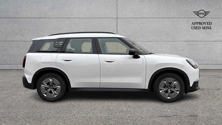 2024 MINI Countryman 150kW E Classic 66kWh 5dr Auto Hatchback Electric Automatic