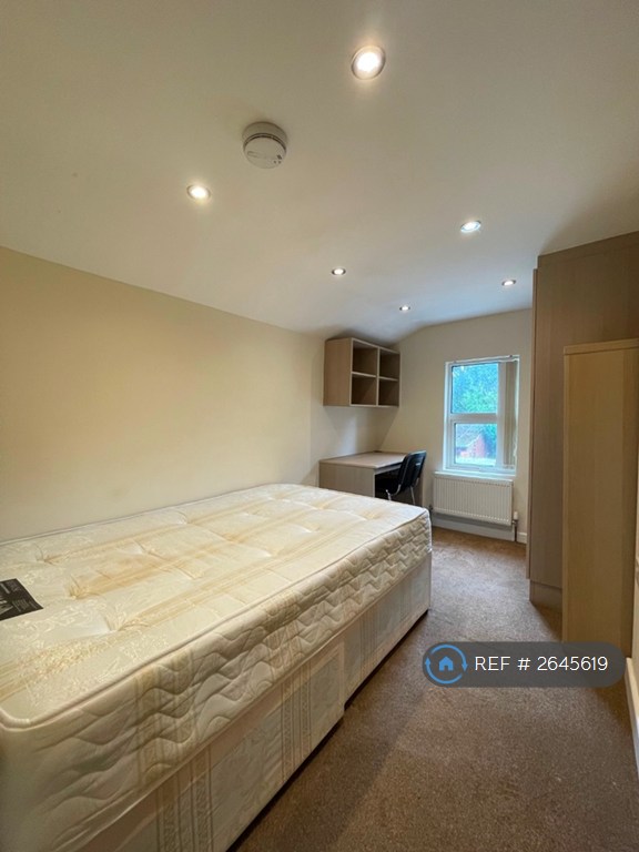 6 bedroom house in Hatherley Road, Reading, RG1 (6 bed) (#2645619)