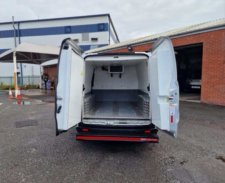 Ford Transit Custom L2 Fridge/Freezer