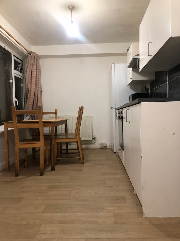 4 bedroom house to rent 