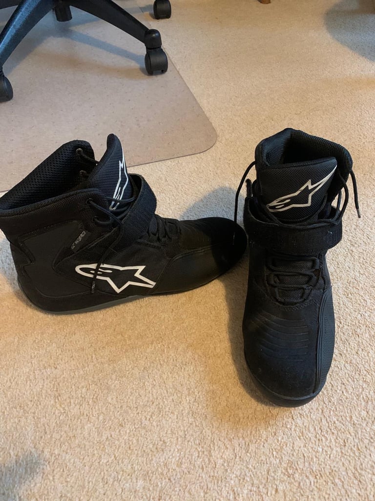 Alpinestar motorbike boots size 10