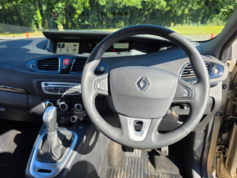 2011 Renault Scenic 1.5 dCi 110 Dynamique TomTom 5dr EDC MPV Diesel Automatic