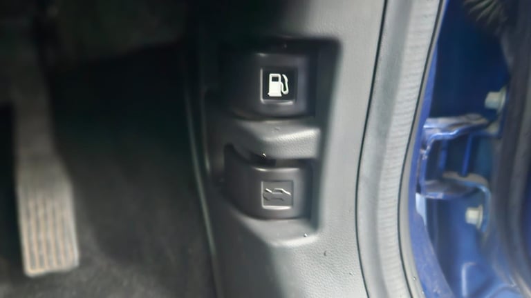 2014 Honda jazz hybrid automatic