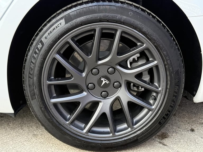 2024 Tesla Model 3 (Dual Motor) Long Range Saloon 4dr Electric Auto 4WDE (306 ps) Saloon Electric...