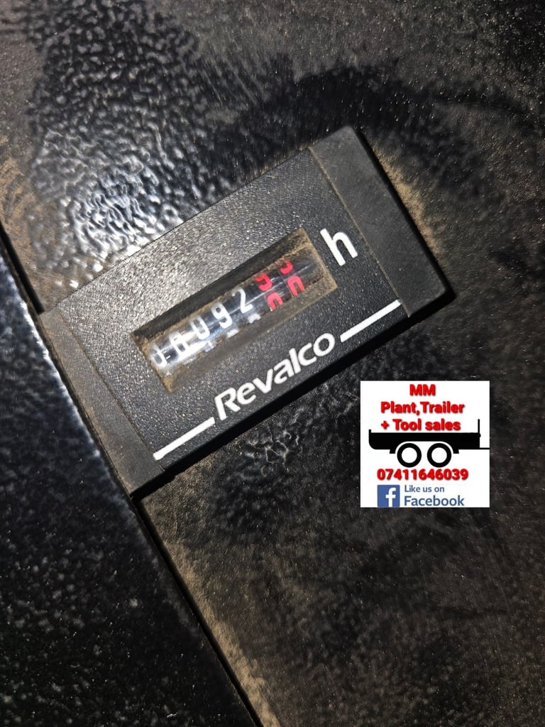 Genset welder generator 2013 / 93 hours see description + video £4500+vat