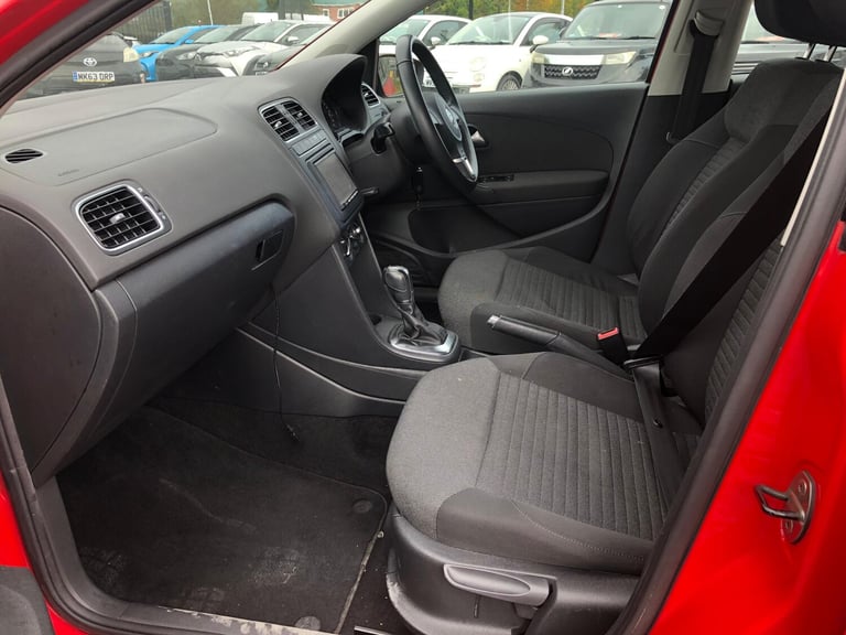 2012 Volkswagen Polo  1 190 CC VOLKS W POLO 6 TSI Petrol