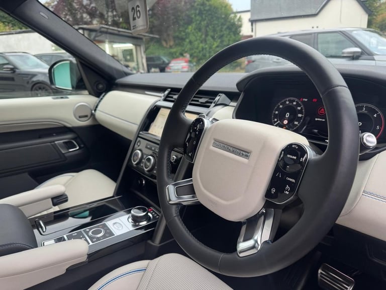 2019 Land Rover Discovery 3.0 SD V6 HSE SUV 5dr Diesel Auto 4WD Euro 6 (s/s) (306 ps) ESTATE Dies...
