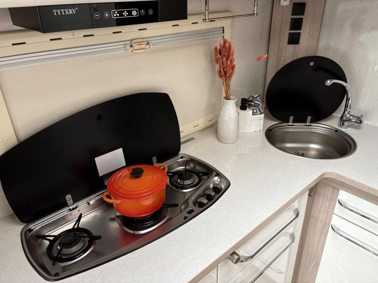 2017 Rapido 604FF DIESEL Manual