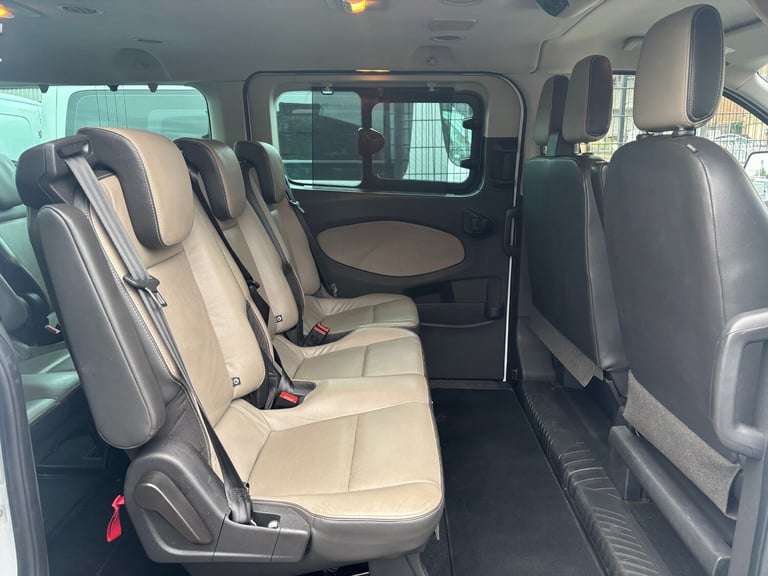 2017 Ford Tourneo Custom 2.0 TDCi 130ps Low Roof 9 Seater Titanium Minibus Diesel Manual