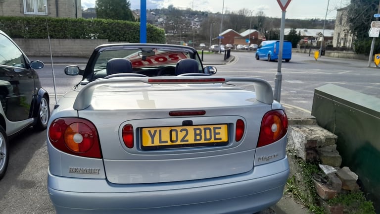 2002 Renault Megane 1.6 16V Dynamique + 2dr COUPE Petrol Manual